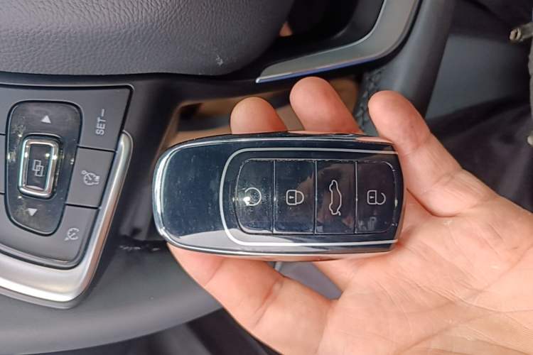 Used Chery Tiggo 8 2021 Kunpeng Edition 290TGDI Automatic Zhubfeng Version Interior 1