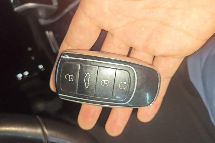 Used Chery Tiggo 8 2021 Kunpeng Edition 390TGDI Automatic Fuyao Version Interior 1