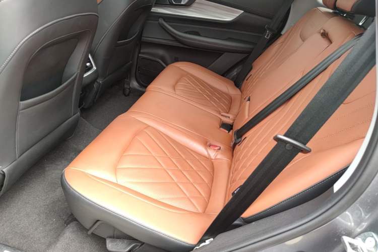Used Chery Tiggo 8 2021 Kunpeng Edition 390TGDI Automatic Fuyao Version Left Rear Seat