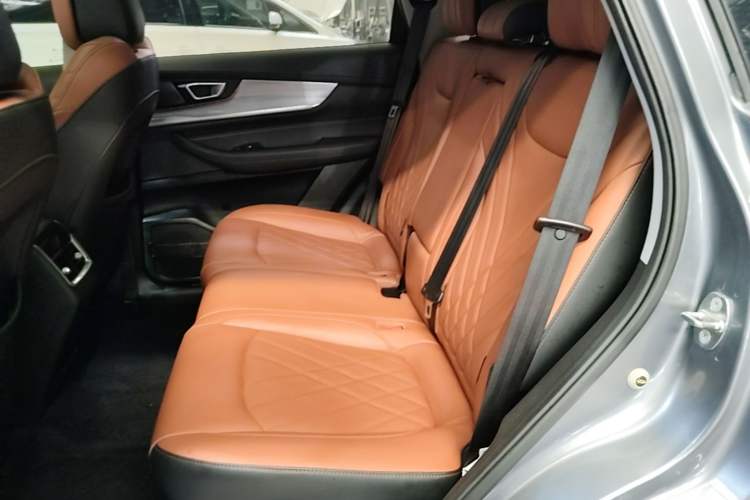 Used Chery Tiggo 8 2021 Kunpeng Edition 390TGDI Automatic Fuyao Version Left Rear Seat