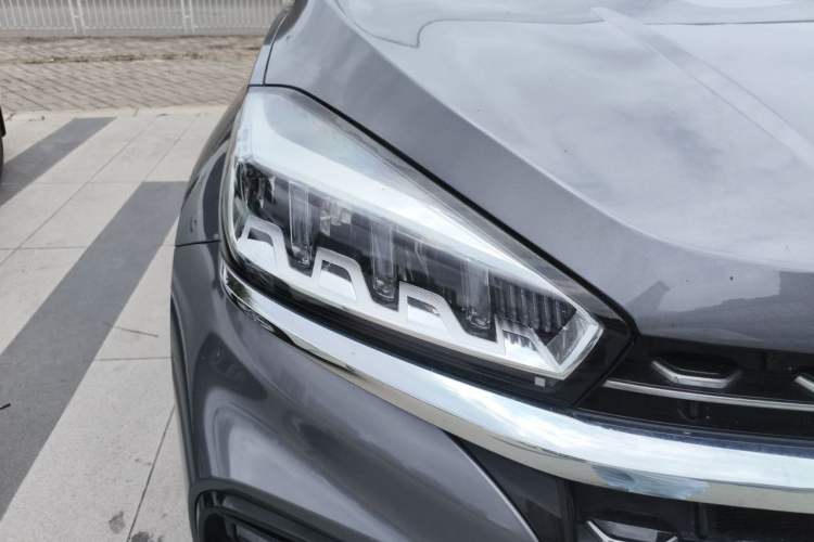 Used Chery Tiggo 8 2021 2.0T Artisan Collaboration Edition Basic Version Right Front Headlight