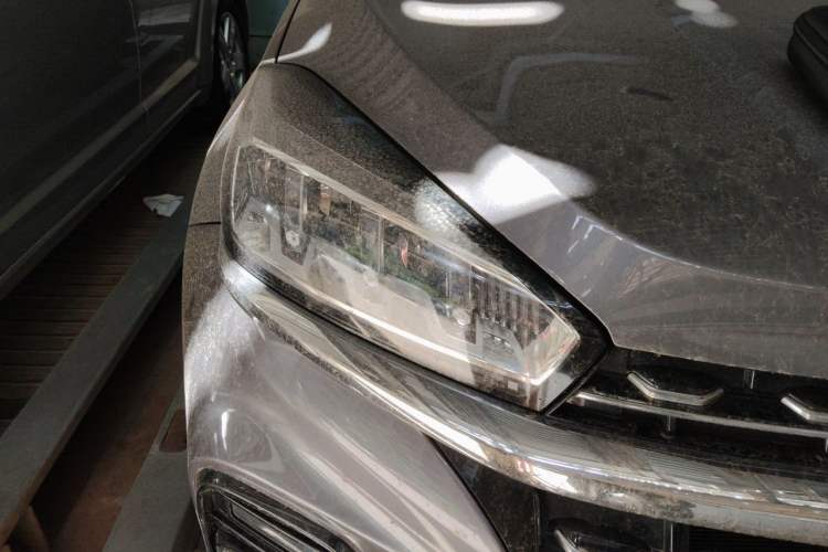 Used Chery Tiggo 8 2021 Kunpeng Edition 390TGDI Automatic Fuyao Version Right Front Headlight