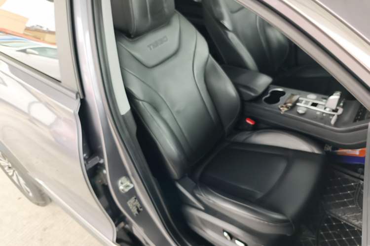 Used Chery Tiggo 8 2021 Kunpeng Edition 290TGDI Automatic Zhubfeng Version Right Front Seat