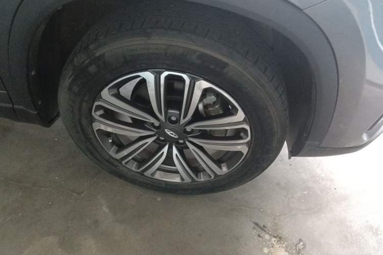 Used Chery Tiggo 8 2021 Kunpeng Edition 290TGDI Automatic Zhubfeng+ Version Right Front Wheel Hub