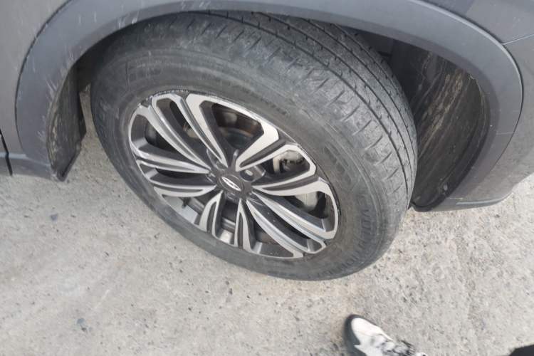 Used Chery Tiggo 8 2021 2.0T Artisan Collaboration Edition Basic Version Right Front Wheel Hub