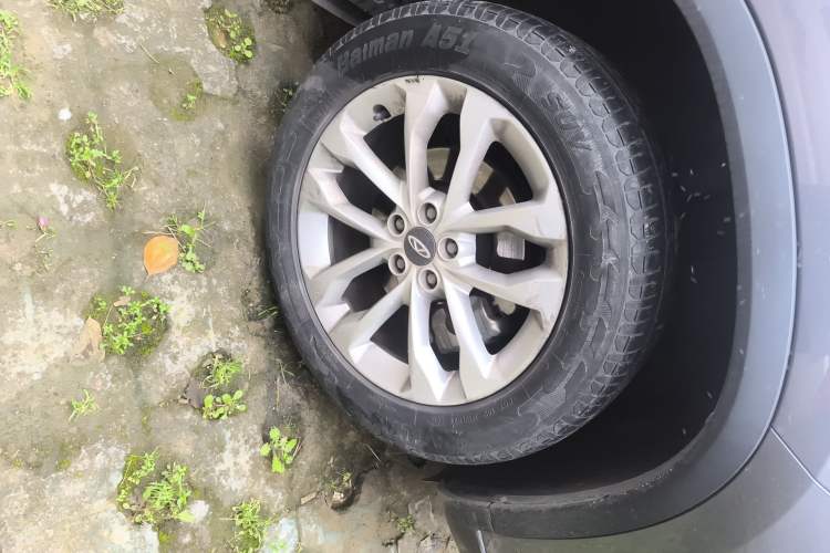 Used Chery Tiggo 8 2021 230TCI Manual Fashion Edition Right Front Wheel Hub