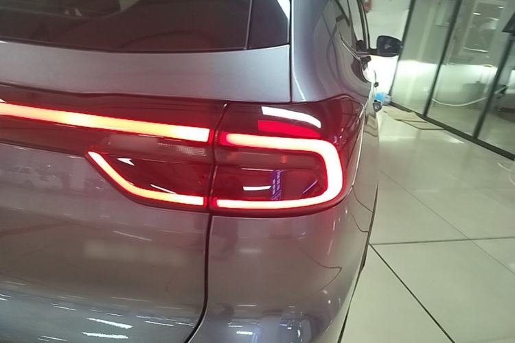 Used Chery Tiggo 8 2021 Kunpeng Edition 390TGDI Automatic Zhubfeng+ Version Right Rear Taillight