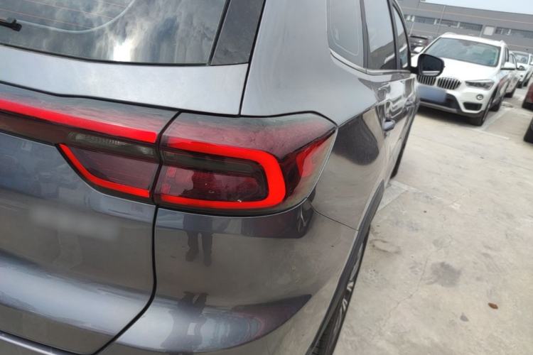 Used Chery Tiggo 8 2021 Kunpeng Edition 390TGDI Automatic Fuyao Version Right Rear Taillight