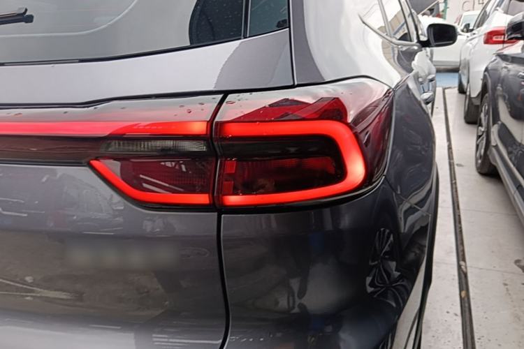 Used Chery Tiggo 8 2021 Kunpeng Edition 290TGDI Automatic Zhubfeng Version Right Rear Taillight