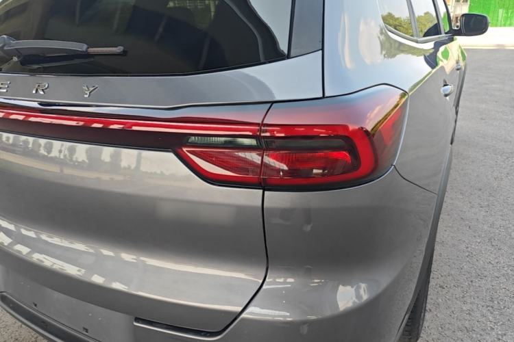 Used Chery Tiggo 8 2021 Kunpeng Edition 390TGDI Automatic Zhubfeng+ Version Right Rear Taillight