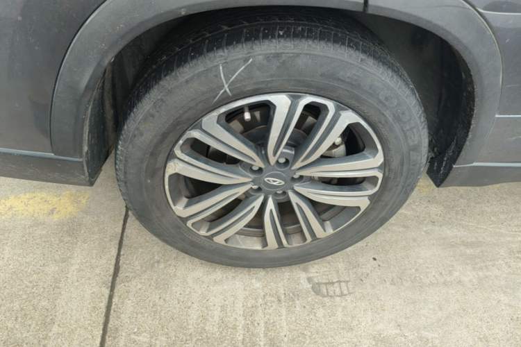 Used Chery Tiggo 8 2021 Kunpeng Edition 390TGDI Automatic Fuyao Version Right Rear Wheel Hub