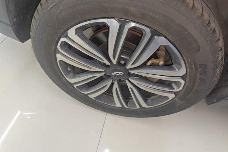 Used Chery Tiggo 8 2021 Kunpeng Edition 390TGDI Automatic Fuyao Version Right Rear Wheel Hub
