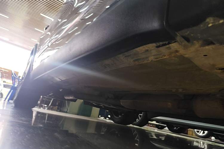 Used Chery Tiggo 8 2021 Kunpeng Edition 390TGDI Automatic Zhubfeng+ Version Right Side Sill