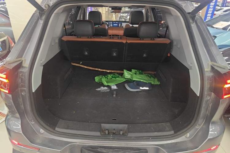Used Chery Tiggo 8 2021 Kunpeng Edition 390TGDI Automatic Fuyao Version Trunk