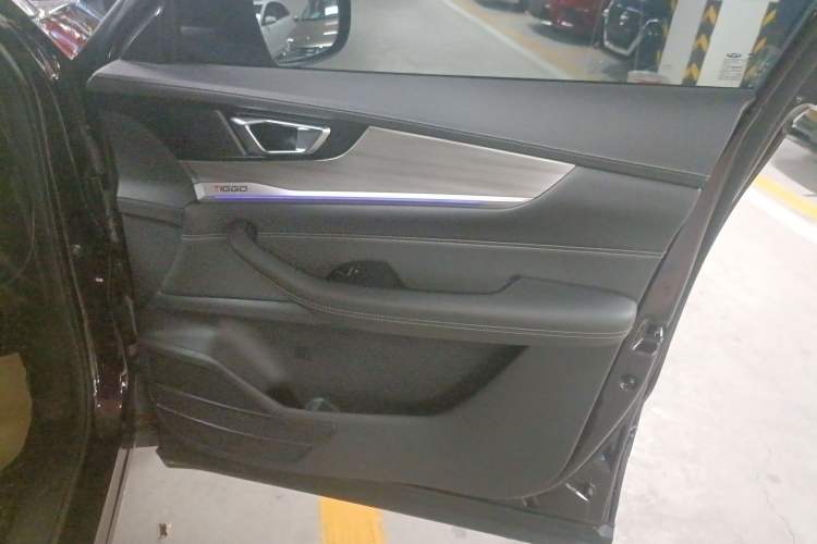 Used Chery Tiggo 8 2021 Kunpeng Edition 290TGDI Automatic Zhubfeng Version Interior 5