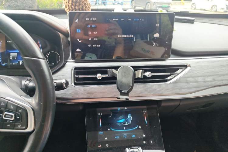 Used Chery Tiggo 8 2021 Kunpeng Edition 390TGDI Automatic Fuyao Version Audio And AC Panel