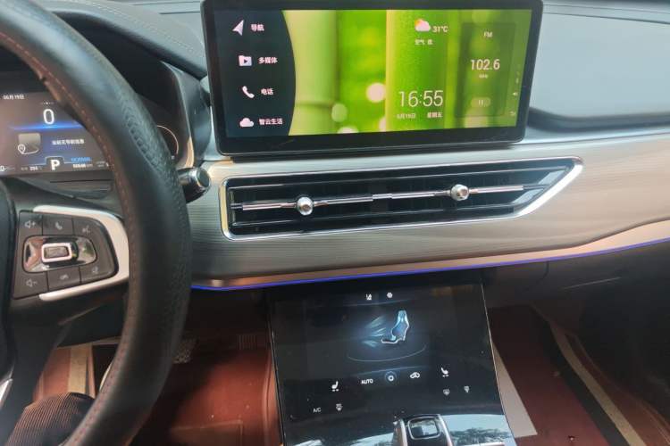 Used Chery Tiggo 8 2021 Kunpeng Edition 290TGDI Automatic Fuyao Version Audio And AC Panel