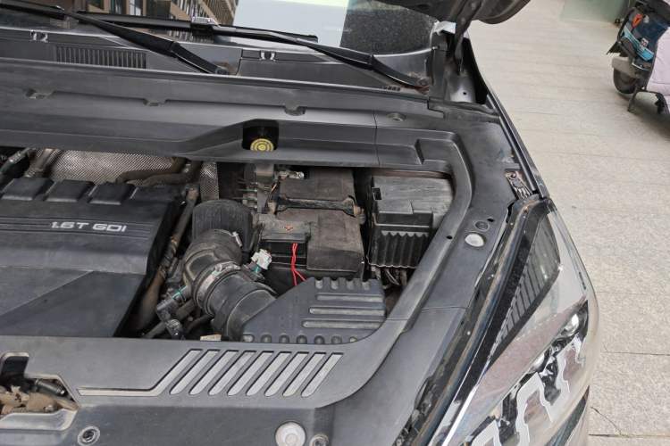 Used Chery Tiggo 8 2021 1.6 TGDI Automatic Siberia Edition 7-Seater Engine Bay Left