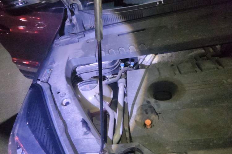 Used Chery Tiggo 8 2021 Kunpeng Edition 290TGDI Automatic Fuyao Version Engine Bay Right