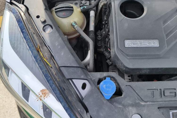Used Chery Tiggo 8 2021 Kunpeng Edition 390TGDI Automatic Fuyao Version Engine Bay Right