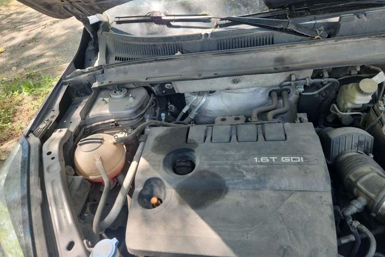 Used Chery Tiggo 8 2021 Kunpeng Edition 290TGDI Automatic Zhanchi Version Engine Bay Right