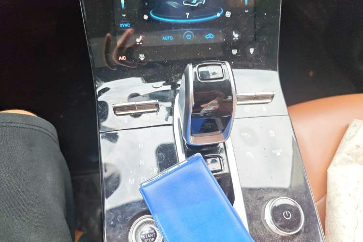 Used Chery Tiggo 8 2021 Kunpeng Edition 390TGDI Automatic Fuyao Version Gear Lever