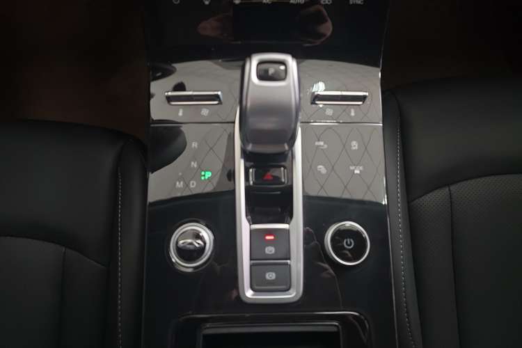 Used Chery Tiggo 8 2021 Kunpeng Edition 390TGDI Automatic Zhubfeng Version Gear Lever