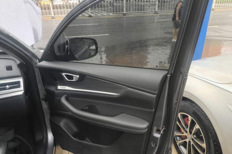 Used Chery Tiggo 8 2021 Kunpeng Edition 290TGDI Automatic Zhubfeng Version Interior 5