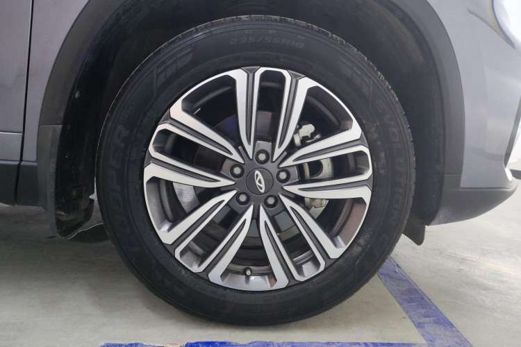 Used Chery Tiggo 8 2021 Kunpeng Edition 290TGDI Automatic Zhubfeng+ Version Left Front Wheel Hub