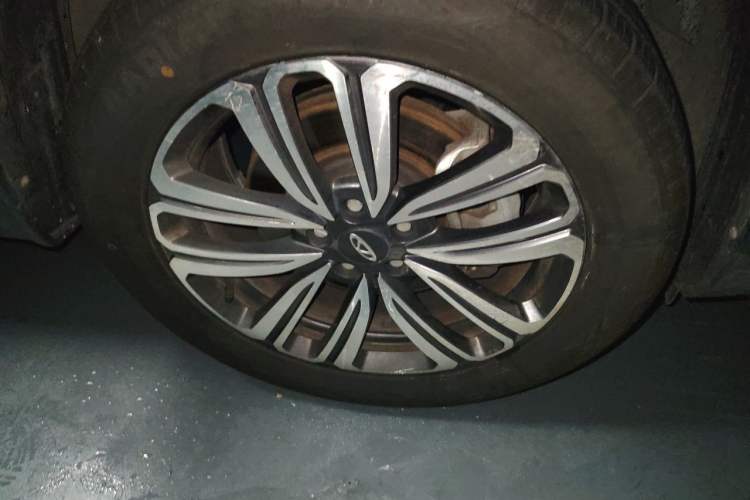 Used Chery Tiggo 8 2021 Kunpeng Edition 390TGDI Automatic Zhubfeng+ Version Right Front Wheel Hub