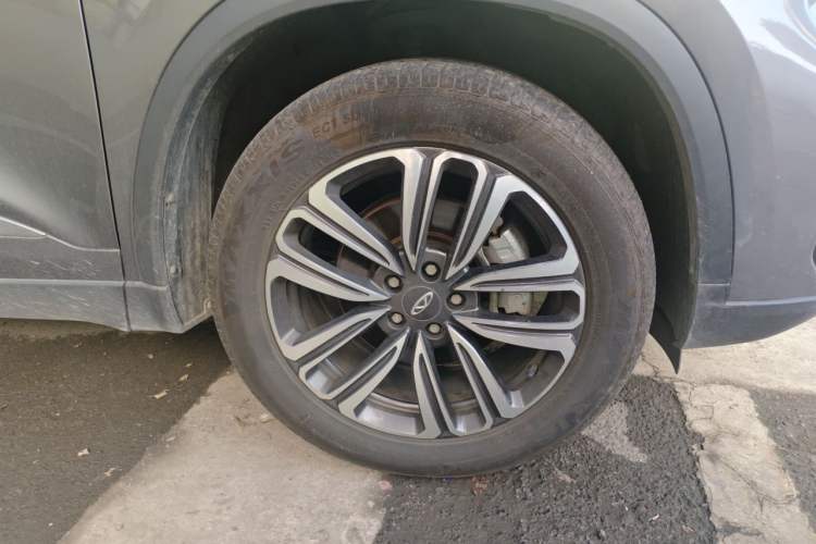 Used Chery Tiggo 8 2021 Kunpeng Edition 290TGDI Automatic Zhubfeng+ Version Right Front Wheel Hub