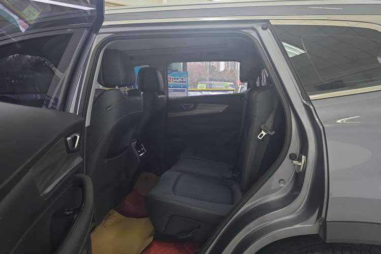 Used Chery Tiggo 8 2021 Kunpeng Edition 390TGDI Automatic Zhubfeng Version Right Rear Seat