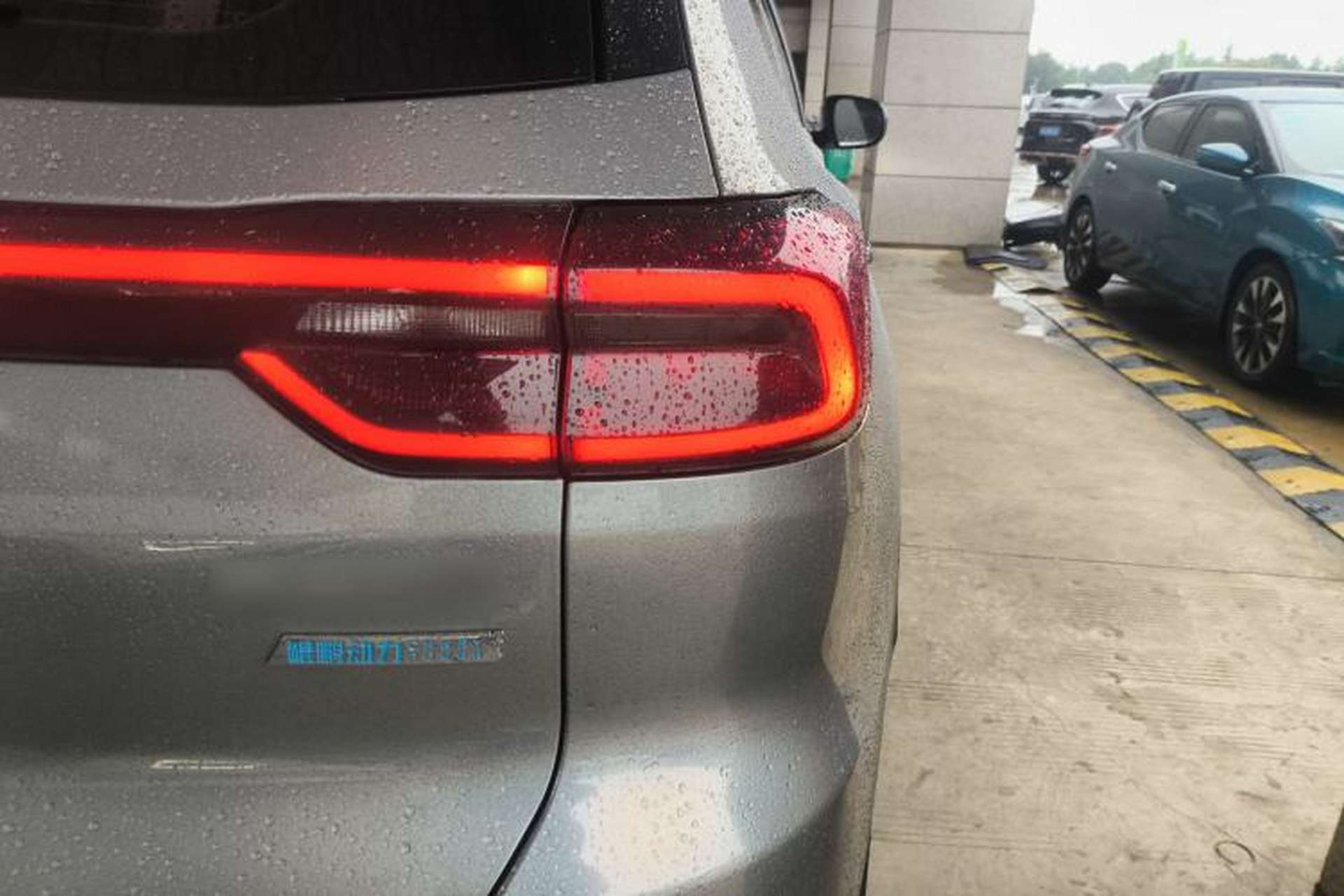 Used Chery Tiggo 8 2021 Kunpeng Edition 390TGDI Automatic Fuyao Version Right Rear Taillight