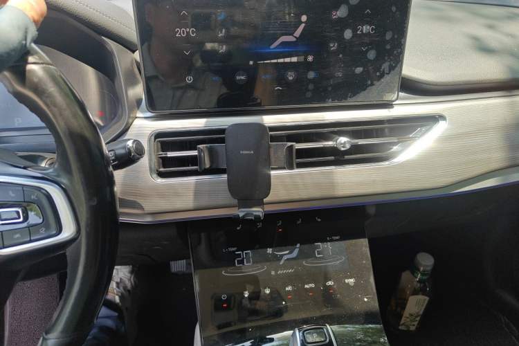 Used Chery Tiggo 8 2021 Kunpeng Edition 390TGDI Automatic Zhubfeng Version Audio And AC Panel
