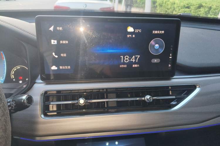 Used Chery Tiggo 8 2021 Kunpeng Edition 390TGDI Automatic Fuyao Version Audio And AC Panel
