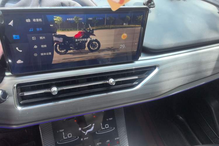 Used Chery Tiggo 8 2021 Kunpeng Edition 390TGDI Automatic Zhubfeng Version Audio And AC Panel