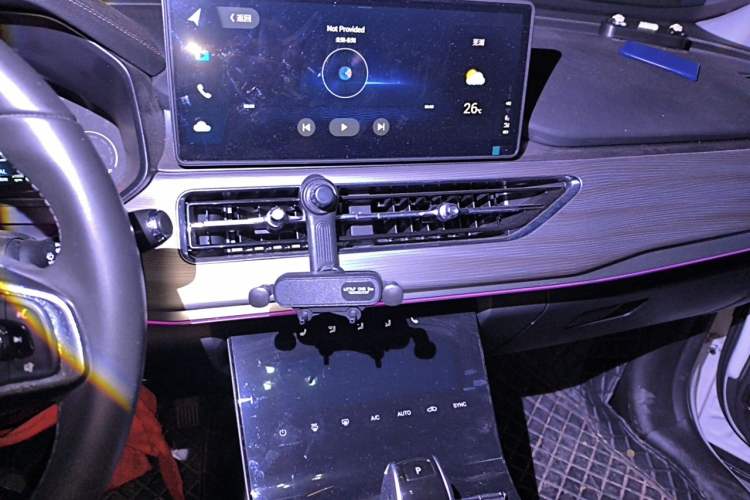 Used Chery Tiggo 8 2021 Kunpeng Edition 290TGDI Automatic Zhubfeng Version Audio And AC Panel