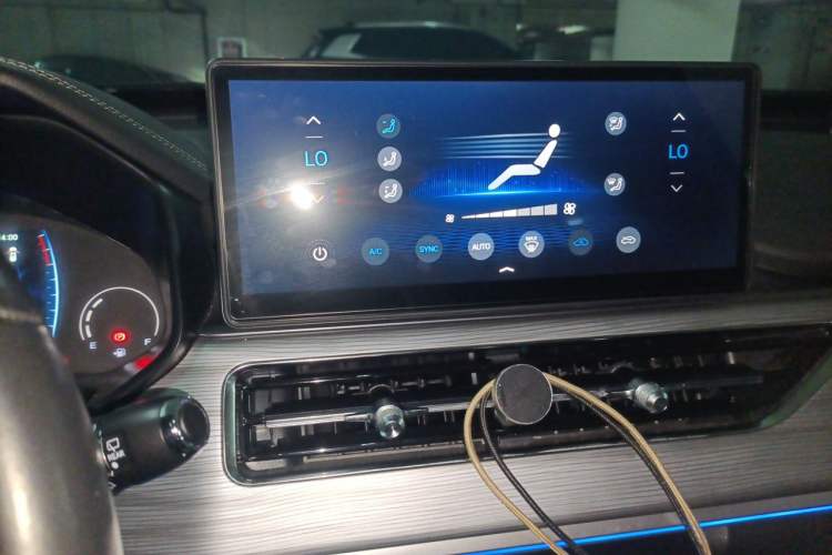 Used Chery Tiggo 8 2021 Kunpeng Edition 290TGDI Automatic Zhubfeng Version Audio And AC Panel