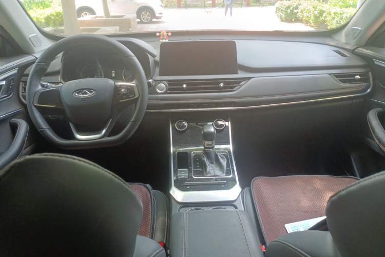 Used Chery Tiggo 8 2021 230TCI Automatic Elite Edition Center Console