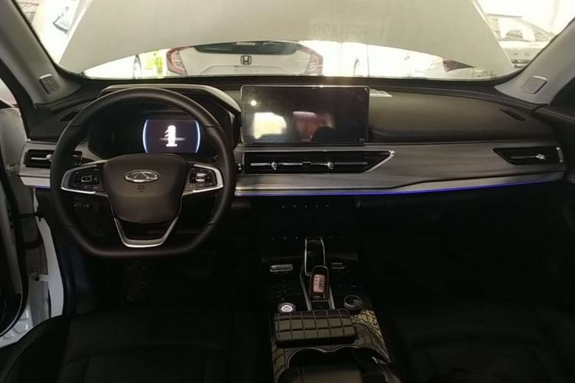 Used Chery Tiggo 8 2021 Kunpeng Edition 290TGDI Automatic Zhubfeng Version Center Console