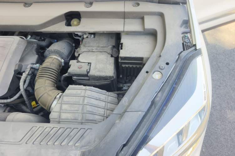 Used Chery Tiggo 8 2021 Kunpeng Edition 390TGDI Automatic Fuyao Version Engine Bay Left