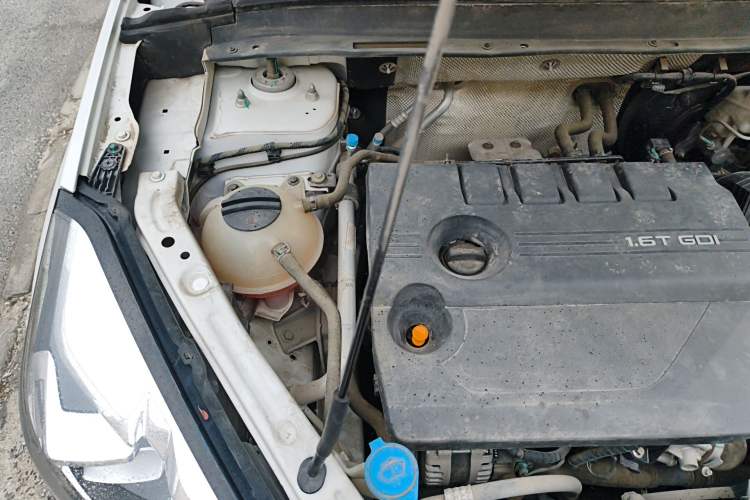 Used Chery Tiggo 8 2021 Kunpeng Edition 290TGDI Automatic Zhanchi Version Engine Bay Right