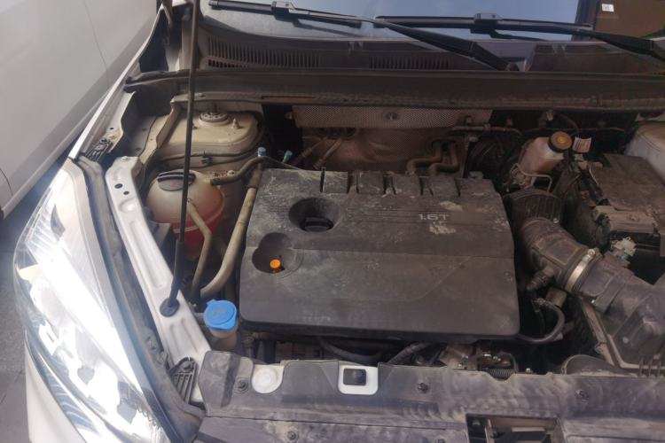Used Chery Tiggo 8 2021 Kunpeng Edition 290TGDI Automatic Zhanchi Version Engine Bay Right