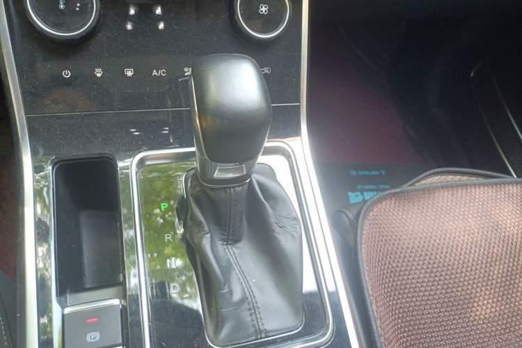 Used Chery Tiggo 8 2021 230TCI Automatic Elite Edition Gear Lever