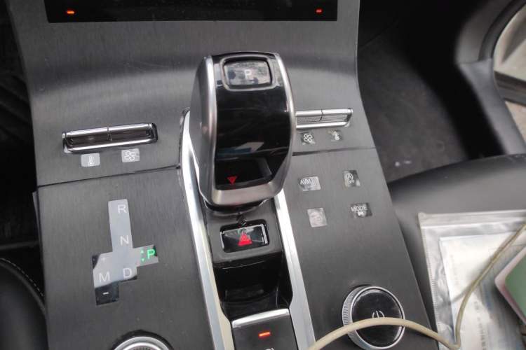 Used Chery Tiggo 8 2021 Kunpeng Edition 290TGDI Automatic Zhubfeng+ Version Gear Lever