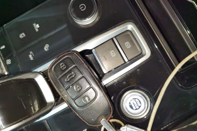 Used Chery Tiggo 8 2021 Kunpeng Edition 390TGDI Automatic Zhubfeng Version Interior 1