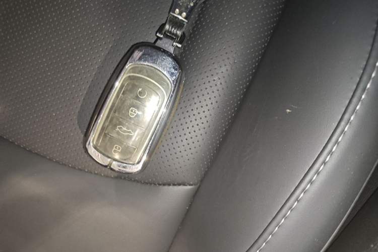 Used Chery Tiggo 8 2021 Kunpeng Edition 390TGDI Automatic Zhubfeng Version Interior 1