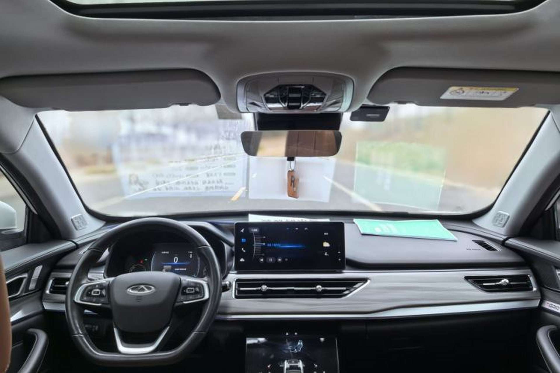 Used Chery Tiggo 8 2021 Kunpeng Edition 390TGDI Automatic Fuyao Version Interior 4