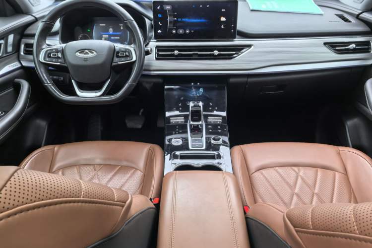Used Chery Tiggo 8 2021 Kunpeng Edition 390TGDI Automatic Fuyao Version Interior 6