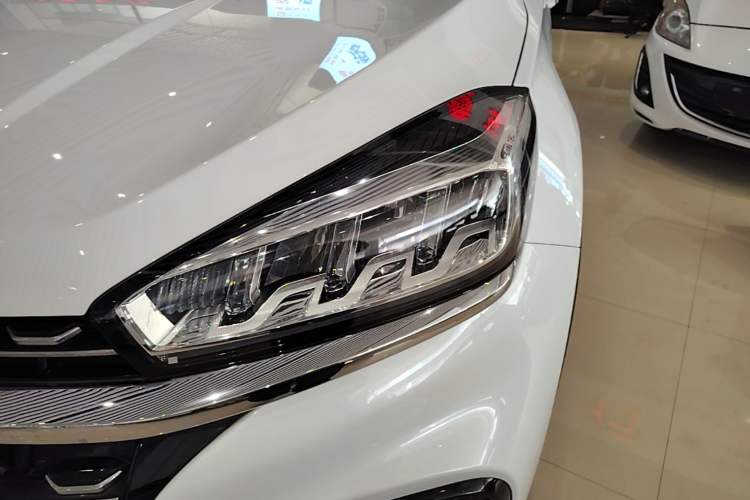 Used Chery Tiggo 8 2021 Kunpeng Edition 290TGDI Automatic Zhubfeng+ Version Left Front Headlight